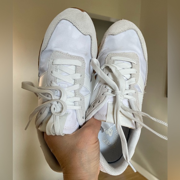 SOLD New Balance 237 size 6.5 - Picture 4 of 7